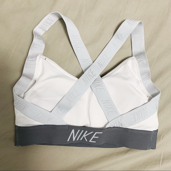 Nike Crossover Sports Bra - Picture 2 of 3